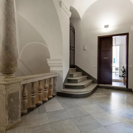 Daire Dal Sarto Nel Palazzo Del 1600