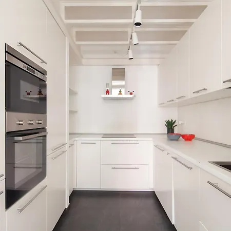 Dal Sarto Nel Palazzo Del 1600 * La Spezia