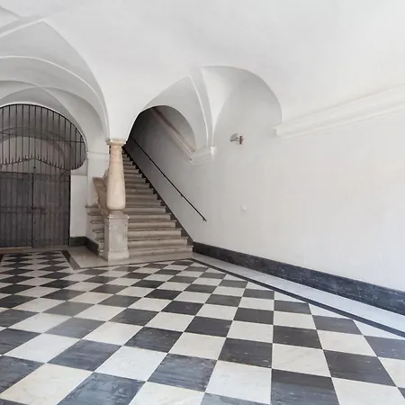 Dal Sarto Nel Palazzo Del 1600 Apartamento La Spezia